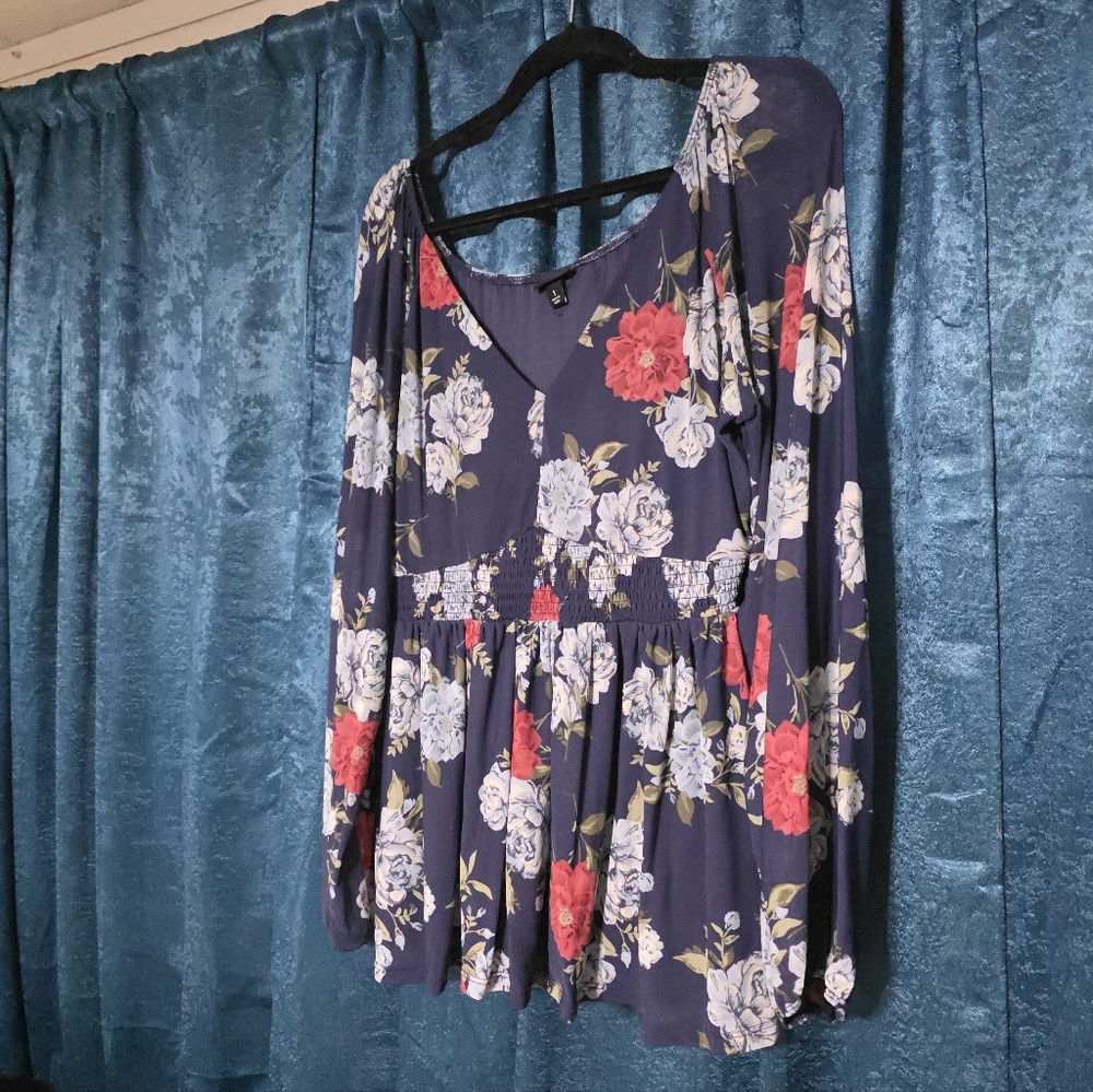 Torrid Floral Long Sleeve Women's Top